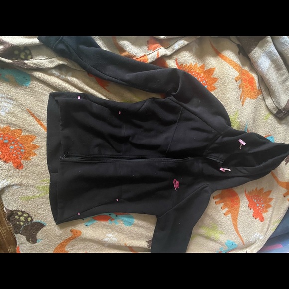 Nike Sweaters - Womens Nike tech sweater, send offers ! 💕